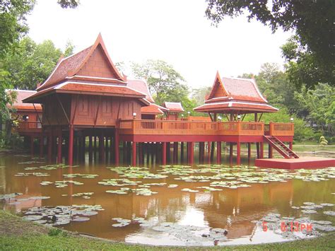 Traditional Thai Houses: Baan Song Thai