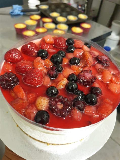 Mixed-Berry-Cheesecake - Ramsgate Cakery | Cake Delivery in Sydney