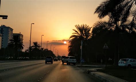 Sunset in Abu Dhabi : r/abudhabi