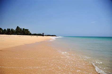 Nilaveli Beach in Sri Lanka - Sun Sea & Sand