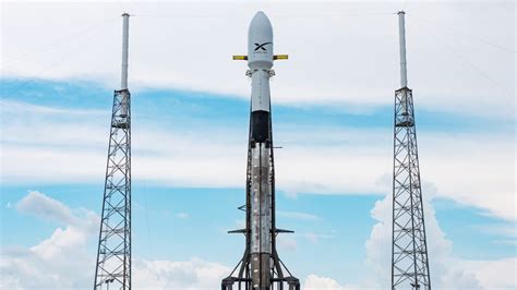 SpaceX executive says Falcon 9 is waiting for customer satellites for the first time ever