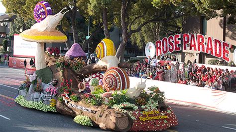 Cal Poly 2023 Rose Float Wins Extraordinaire Award | PolyCentric