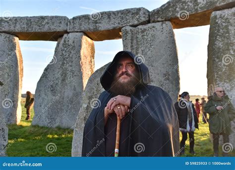 Pagans Mark the Autumn Equinox at Stonehenge Editorial Stock Photo ...