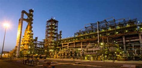 Essar Oil Edges Higher; Delisting Hits Technical Glitch, Says Report