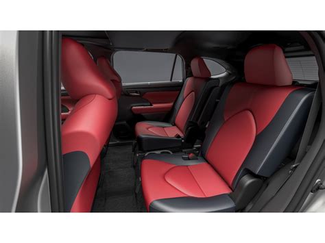 2021 Toyota Highlander: 64 Interior Photos | U.S. News