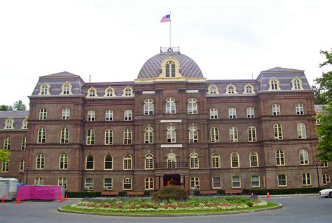 File:Old Main, Vassar College.jpg - Wikipedia, the free encyclopedia