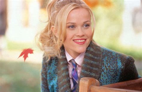 11 Best Outfits From "Legally Blonde," Ranked