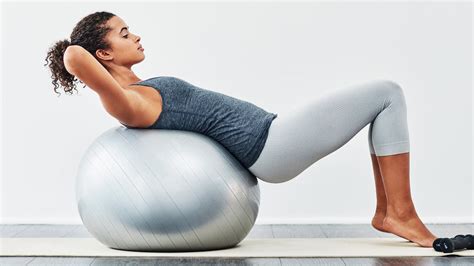 11 Exercise Balls: The Best Exercise Balls For Workouts | Glamour UK