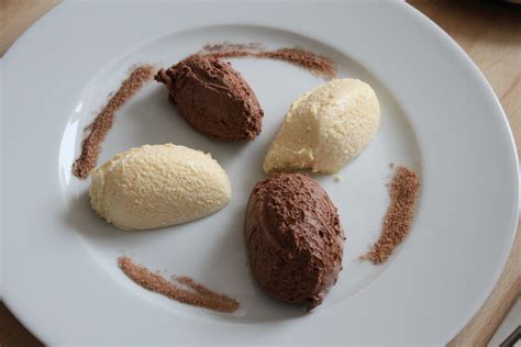 File:Mousse au Chocolat 2010 004.JPG - Wikimedia Commons