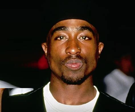 Tupac Amaru Shakur Biography - Facts, Childhood, Family Life ...