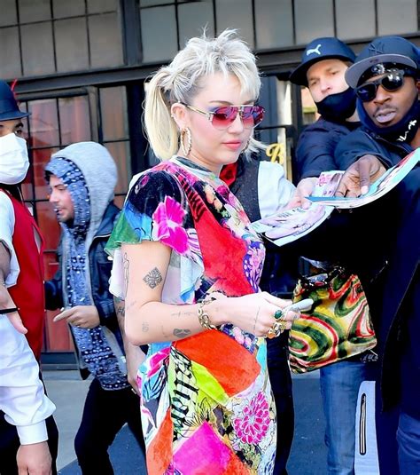 MILEY CYRUS Leaves SNL Rehersal in New York 05/06/2021 – HawtCelebs