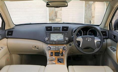 2008 toyota highlander interior photos