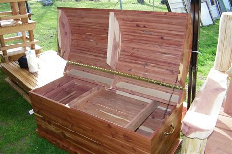 13 best Cedar Chest Plans images on Pinterest | Projects, Alter ego and Boxes