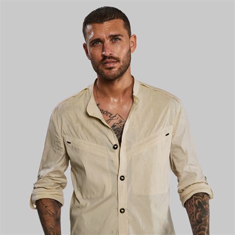 Equator Shirt. Sand edition – Vollebak