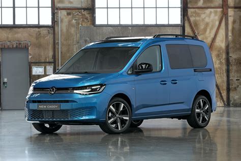 New 2021 VW Caddy Wraps MQB Underpinnings In Evolutionary Styling (60 Photos) | Carscoops