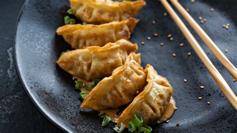 Pan-Fried Pork Gyoza - Twin Dragon