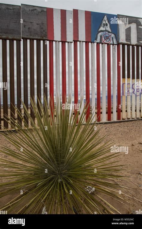 Border Wall on USA-Mexico border between Ciudad Juarez, Chihuahua and ...