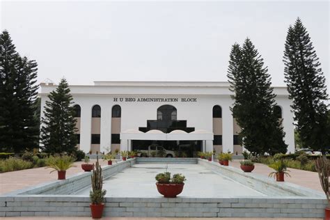 Buildings - Ghulam Ishaq Khan Institute of Engineering Sciences and ...