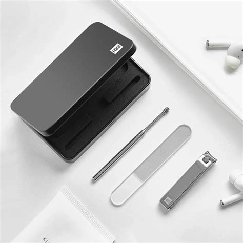 Buy Xiaomi Huohou No Splash Nail Clippers Set With Metal Box | Executive Ample BD