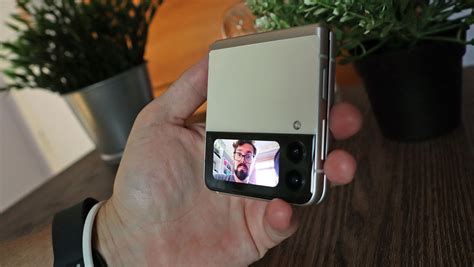 Samsung Galaxy Z Flip 3 review: The first cheaper foldable phone ...