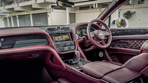 Bentley Bentayga Hybrid First Edition 2021 4K Interior Wallpaper | HD Car Wallpapers | ID #19200