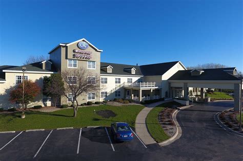 Rodeway Inn Hotels in Appleton, WI by Choice Hotels