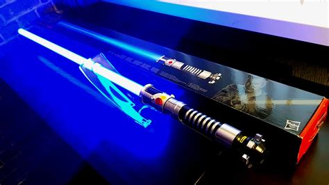 Obi-Wan Kenobi Black Series Force Fx Lightsaber TPM - YouTube