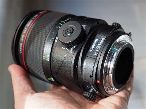 Canon L-Series Gets 4 New Prime Lenses | ePHOTOzine