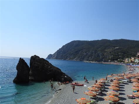 Fegina Beach (Spiaggia di Fegina) 🏖️, Liguria (Italy)- see all features, photos, reviews