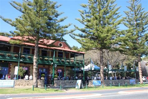 The Left Bank, East Fremantle - Buggybuddys guide to Perth