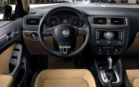 Volkswagen Jetta Hybrid - Information and photos - MOMENTcar