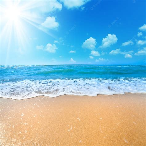 Sunny Day Beach Wallpaper