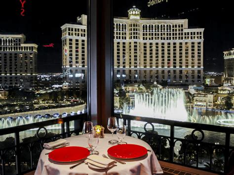 Eiffel Tower Restaurant | Las Vegas, NV 89109