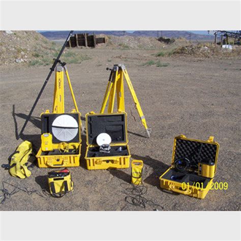 Survey Equipment Kit - Includes 5800 GPS Rover Kit, 5700 Base RTK 1-460 MHZ, Base Radio, Color ...