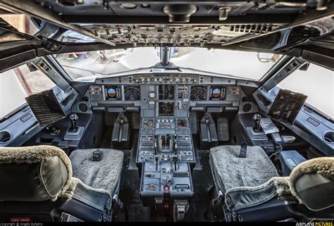 N9010R - American Airlines Airbus A319 at Memphis Intl | Photo ID ...