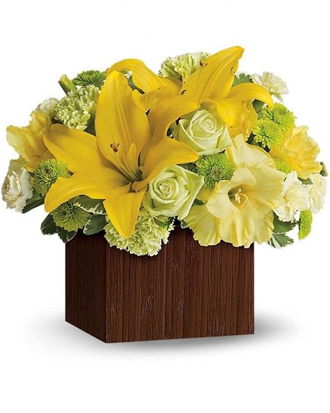 Flower Arrangements Near Me Cheap – Idalias Salon