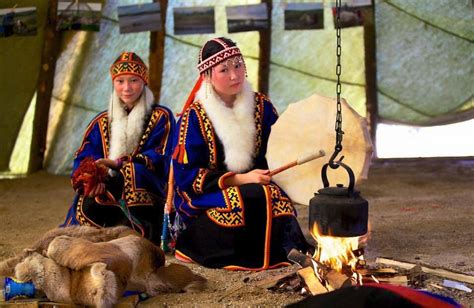 Nenet Girls, Yamal Peninsular, Northwest Siberia (Northern Asia) The Nenets' are an indigenous ...