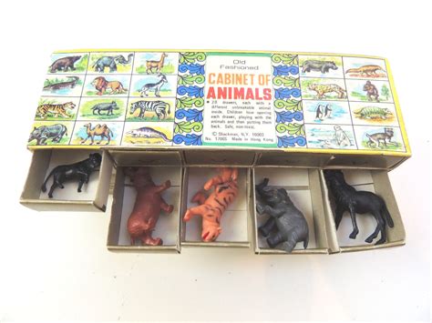 ANTIQUE TOY PLASTIC ANIMALS OLD FASHIONED CABINET ANIMALS 20 DRAWS ORIGINAL BOX -- Antique Price ...