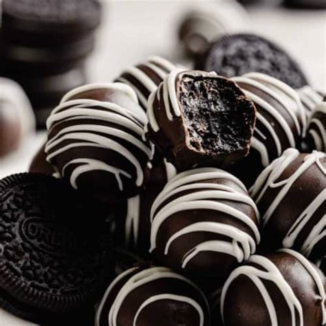 Oreo Truffles - Brown Eyed Baker