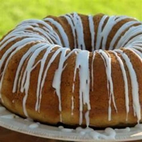 Wonderful Banana Cake - Yum Taste