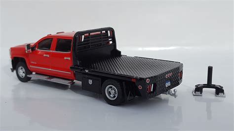 2018 chevy silverado toy truck - Ozie Milam