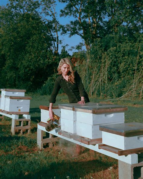 How Texas Beeworks's Erika Thompson Became the Queen Bee of Pastoral ...