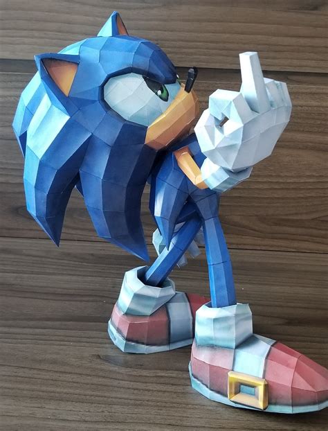 Sonic Papercraft Template