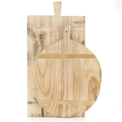 Rectangular and Round Wooden Bread Boards | EBTH