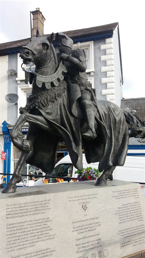 OWAIN GLYNDWR STATUE (Corwen) - 2022 What to Know BEFORE You Go