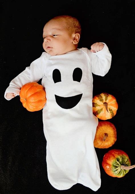 Fantasmita bebé | Newborn halloween, Newborn halloween costumes, Baby halloween