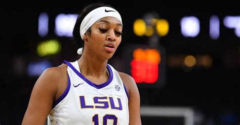 Angel Reese snubbed in new WNBA mock draft before 2024 lottery : r/wnba