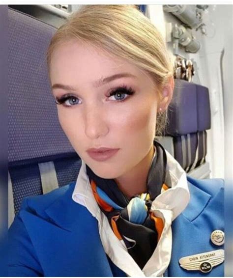 Pin on Stewardessen