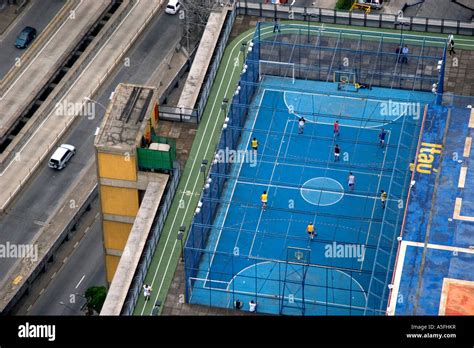 A rooftop basketball court in Sao Paulo Brazil Stock Photo - Alamy