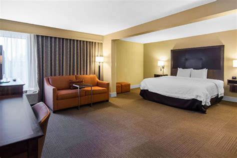 Wingate by Wyndham Steubenville | Steubenville, OH Hotels